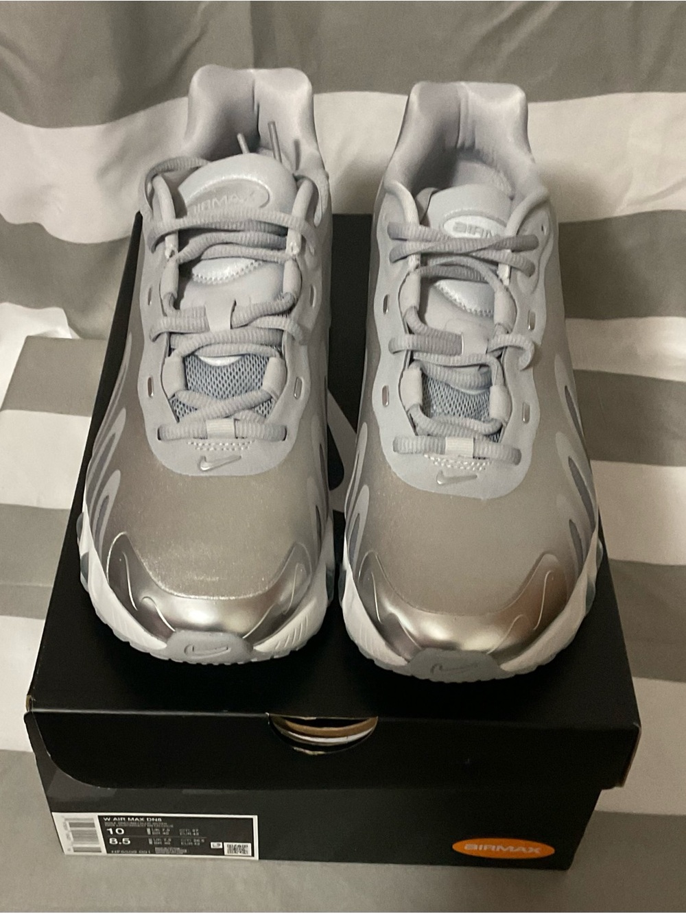 Nike Air Max DN8 “Wolf Grey Metallic Silver” Women’s size 10/8.5 Men’s New w/Box - Picture 5 of 10